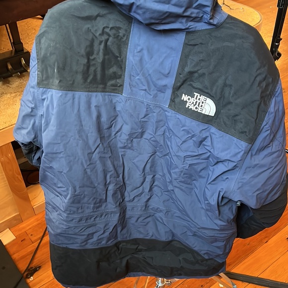 Used North Face Men’s Large Hyvent - Picture 15 of 16